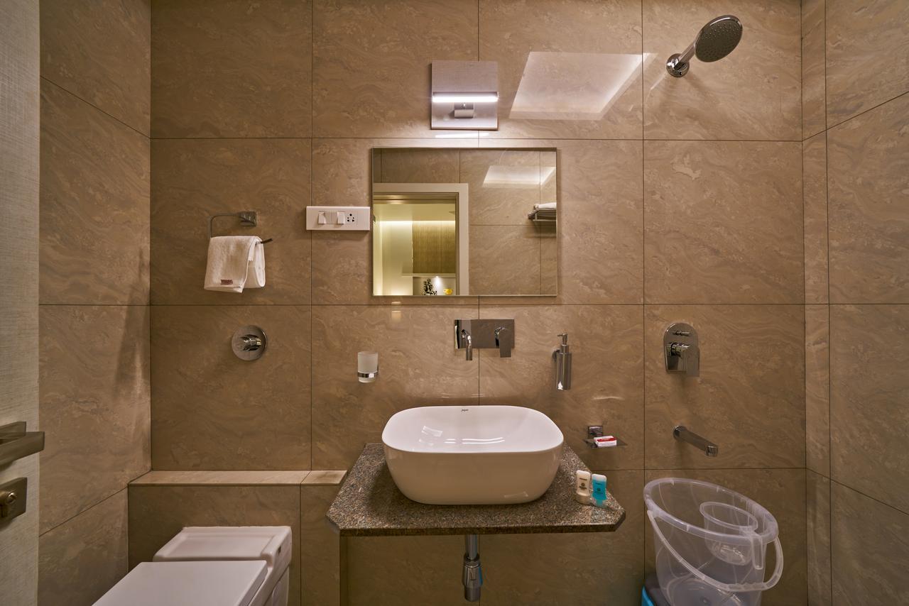 Hotel Atharv Top Rated Business Hotel In Kolhapur Esterno foto