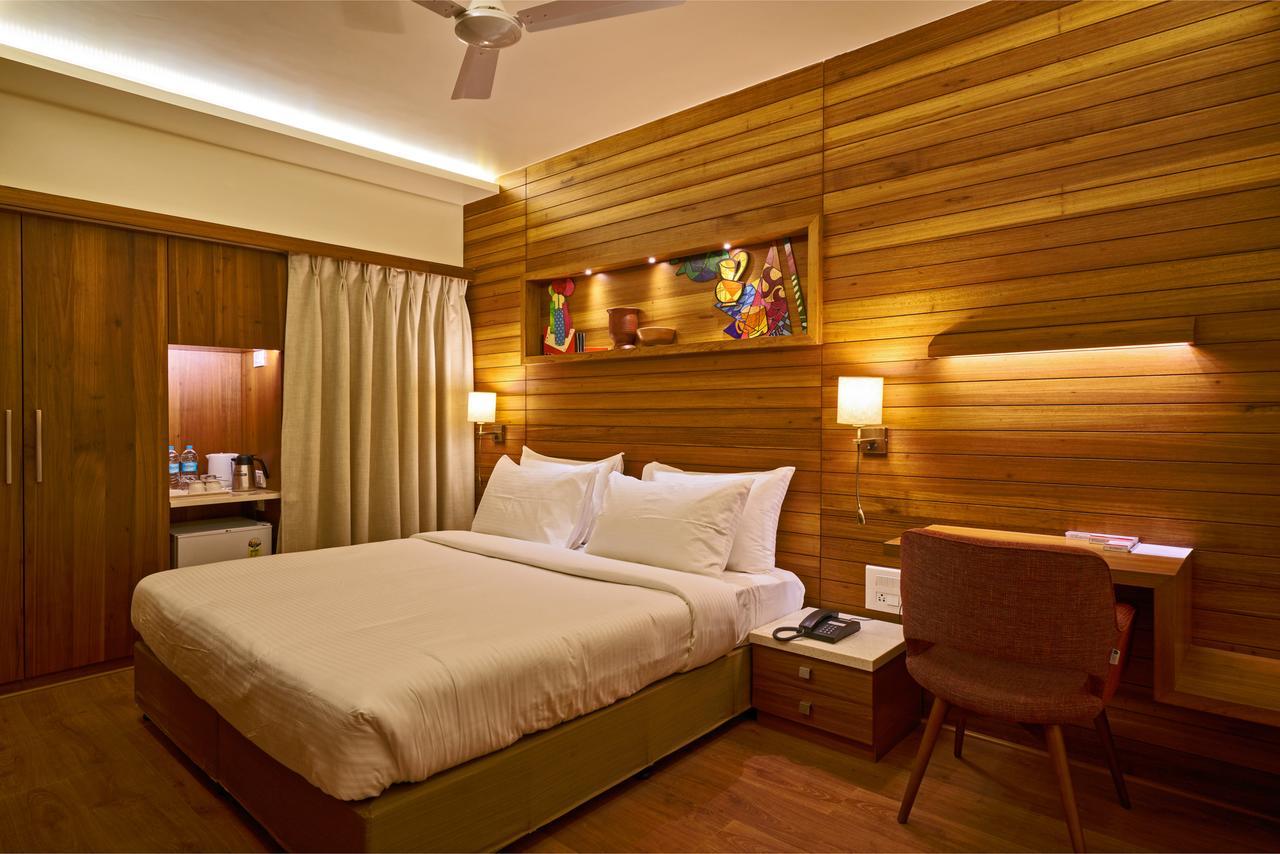 Hotel Atharv Top Rated Business Hotel In Kolhapur Esterno foto