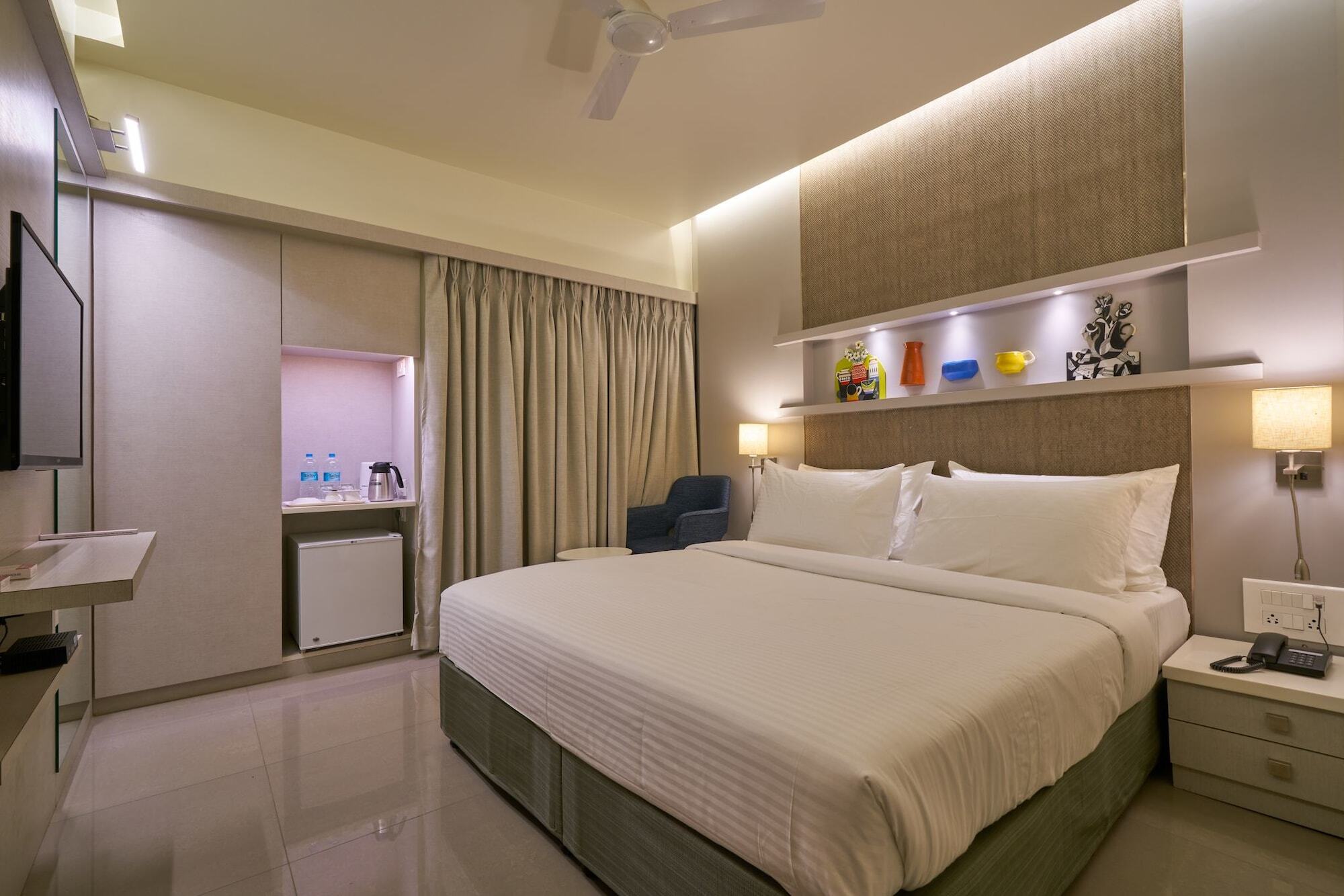 Hotel Atharv Top Rated Business Hotel In Kolhapur Esterno foto