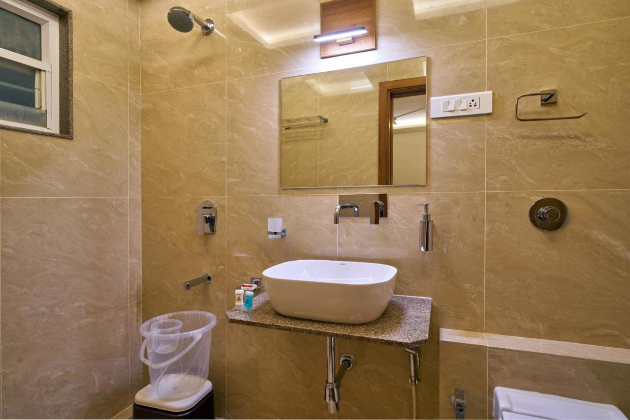 Hotel Atharv Top Rated Business Hotel In Kolhapur Esterno foto